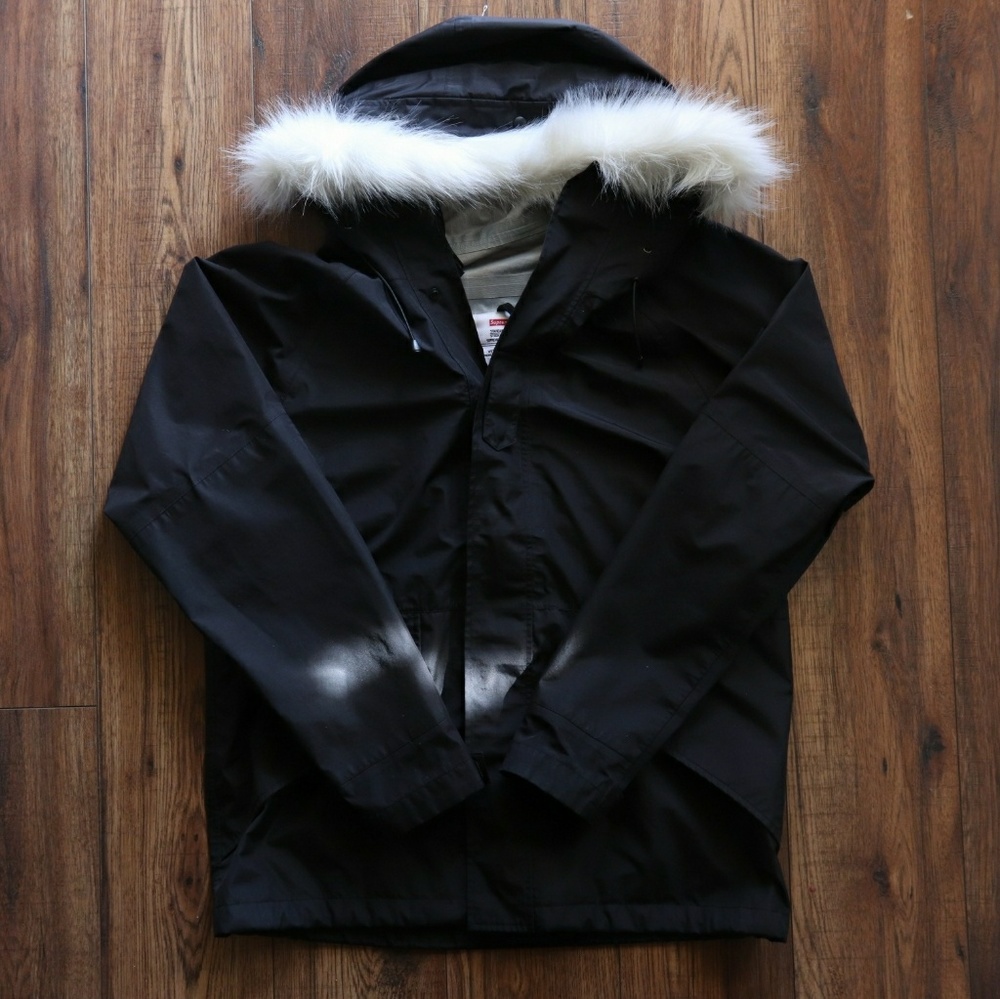 Supreme Black Arabic Parka